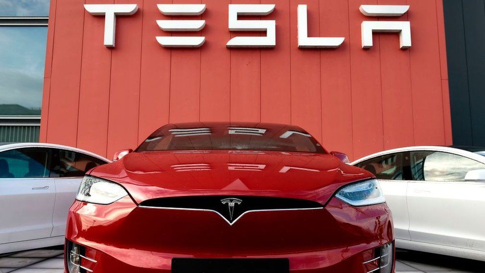 Tesla’s Market Value Surpasses $1 Trillion